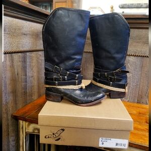Freebird Drove size 8 Boots Black